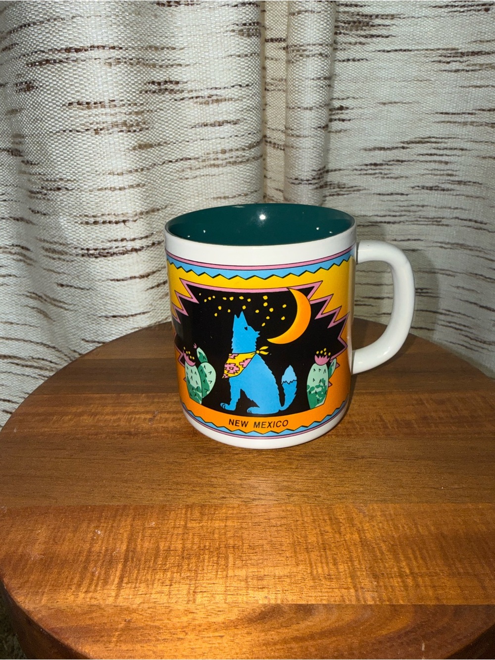 Vintage 90s white New Mexico Desert wolf coffee cup